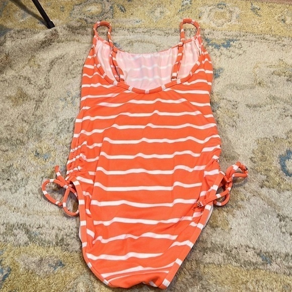 ⭐️Juicy Couture, (FIRM PRICE)Awesome Orange & White,Bathing Suit,EUC, Size Small - Picture 5 of 16